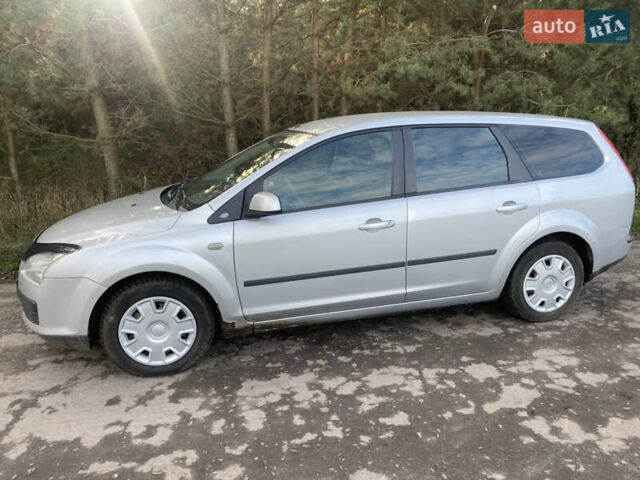 Форд Фокус, об'ємом двигуна 1.6 л та пробігом 227 тис. км за 3500 $, фото 2 на Automoto.ua