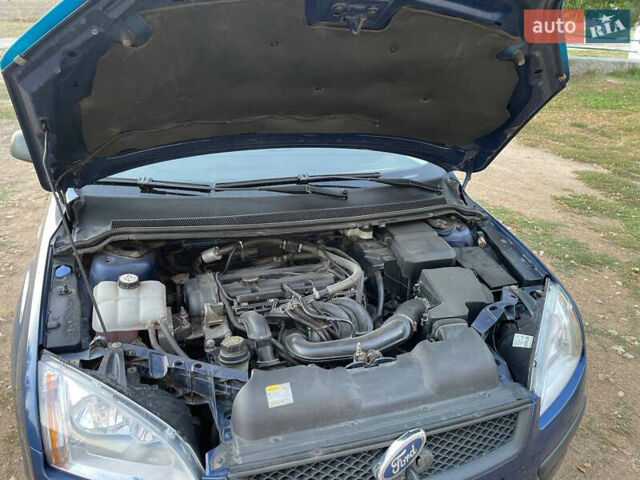 Форд Фокус, объемом двигателя 1.6 л и пробегом 266 тыс. км за 5250 $, фото 19 на Automoto.ua