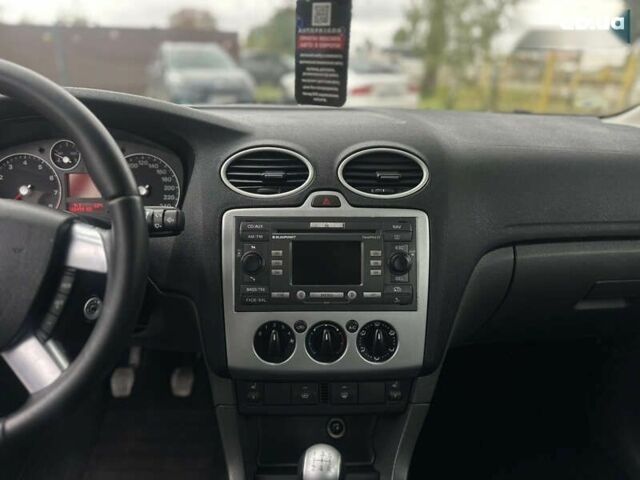 Форд Фокус, об'ємом двигуна 1.8 л та пробігом 188 тис. км за 5600 $, фото 29 на Automoto.ua