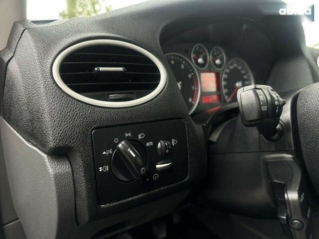 Форд Фокус, об'ємом двигуна 1.8 л та пробігом 188 тис. км за 5600 $, фото 24 на Automoto.ua