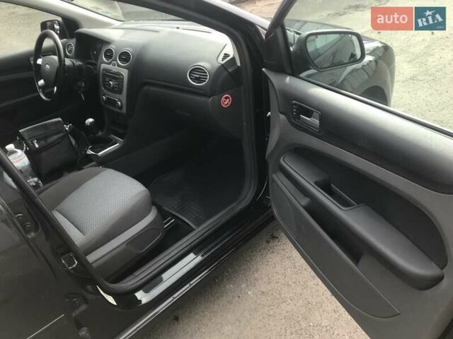 Форд Фокус, объемом двигателя 0 л и пробегом 233 тыс. км за 5600 $, фото 6 на Automoto.ua