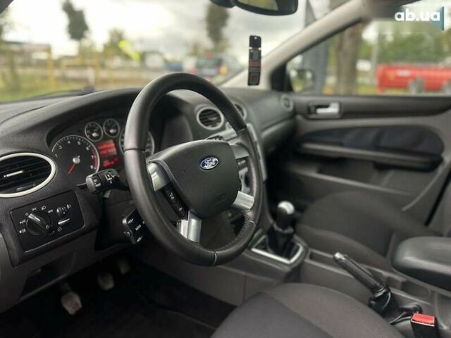 Форд Фокус, об'ємом двигуна 1.8 л та пробігом 188 тис. км за 5600 $, фото 20 на Automoto.ua