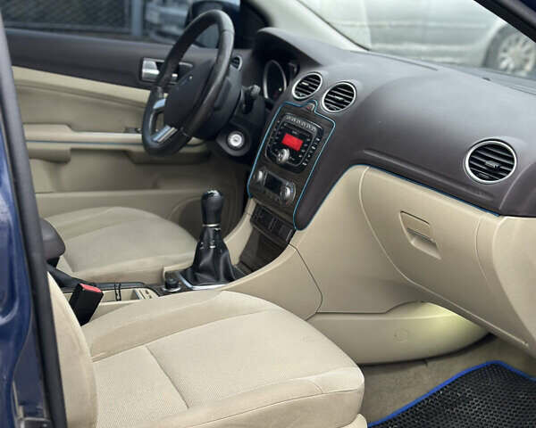 Форд Фокус, объемом двигателя 2.01 л и пробегом 238 тыс. км за 5899 $, фото 7 на Automoto.ua