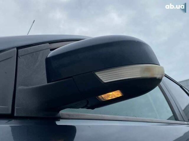 Форд Фокус, объемом двигателя 1.6 л и пробегом 330 тыс. км за 5890 $, фото 14 на Automoto.ua