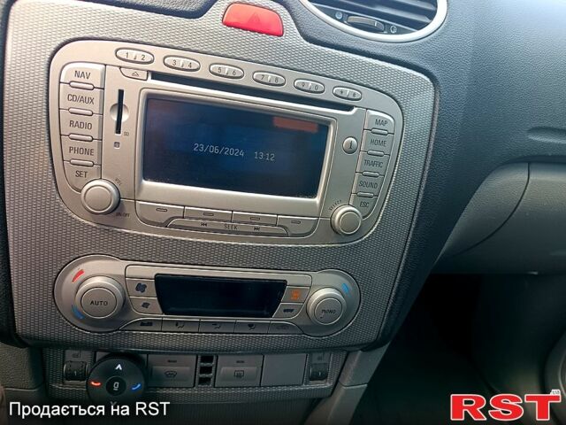 Форд Фокус, объемом двигателя 16 л и пробегом 200 тыс. км за 6700 $, фото 5 на Automoto.ua