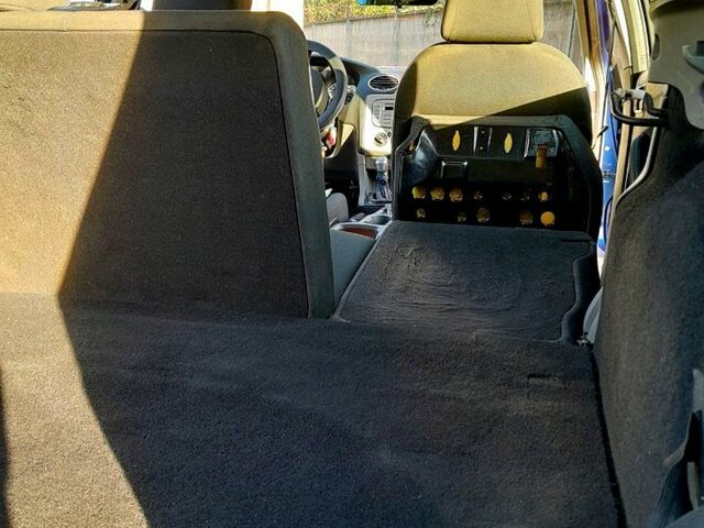 Форд Фокус, объемом двигателя 1.5 л и пробегом 277 тыс. км за 5200 $, фото 9 на Automoto.ua