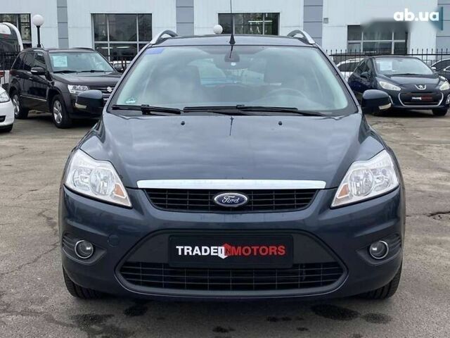 Форд Фокус, объемом двигателя 1.6 л и пробегом 330 тыс. км за 5890 $, фото 3 на Automoto.ua