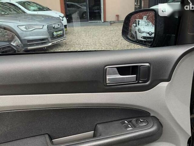 Форд Фокус, об'ємом двигуна 1.6 л та пробігом 308 тис. км за 5600 $, фото 7 на Automoto.ua