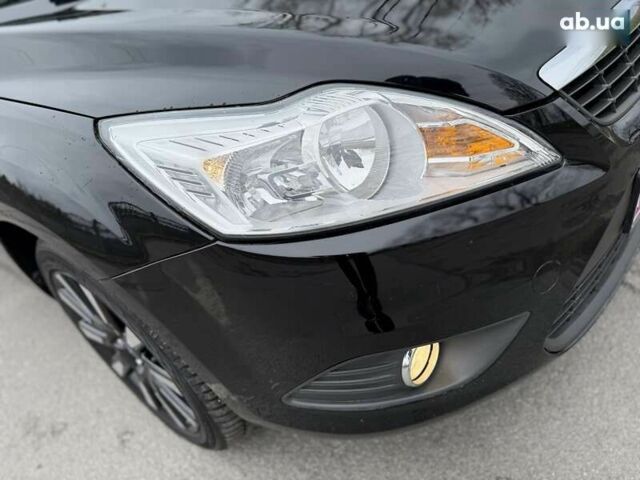 Форд Фокус, объемом двигателя 1.6 л и пробегом 174 тыс. км за 7500 $, фото 5 на Automoto.ua