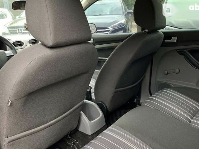 Форд Фокус, об'ємом двигуна 1.6 л та пробігом 308 тис. км за 5600 $, фото 15 на Automoto.ua