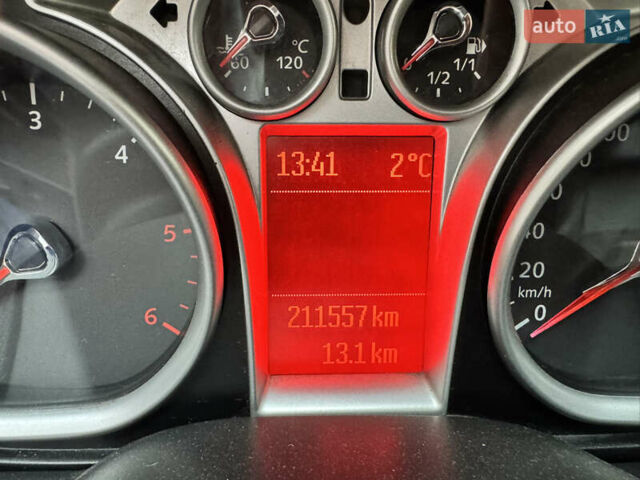 Форд Фокус, объемом двигателя 1.6 л и пробегом 211 тыс. км за 4750 $, фото 4 на Automoto.ua