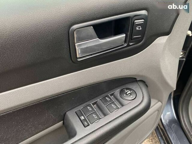 Форд Фокус, объемом двигателя 1.6 л и пробегом 330 тыс. км за 5890 $, фото 17 на Automoto.ua