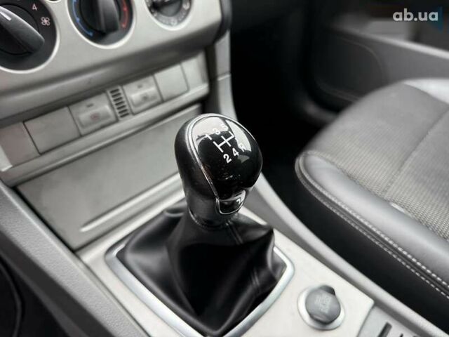 Форд Фокус, объемом двигателя 1.6 л и пробегом 174 тыс. км за 7500 $, фото 24 на Automoto.ua