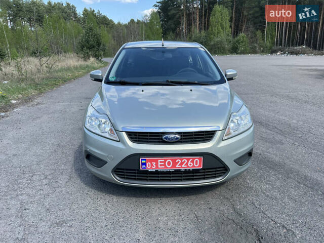 Форд Фокус, объемом двигателя 1.6 л и пробегом 220 тыс. км за 4950 $, фото 1 на Automoto.ua
