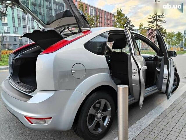 Форд Фокус, объемом двигателя 1.6 л и пробегом 188 тыс. км за 5490 $, фото 20 на Automoto.ua