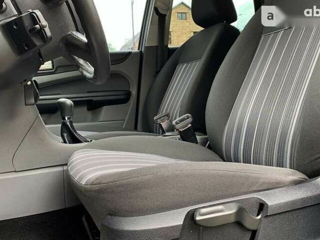 Форд Фокус, об'ємом двигуна 1.6 л та пробігом 308 тис. км за 5600 $, фото 9 на Automoto.ua