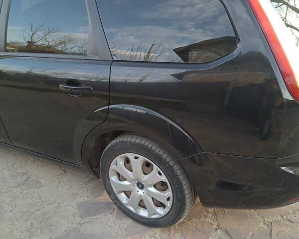 Форд Фокус, объемом двигателя 2.02 л и пробегом 260 тыс. км за 5999 $, фото 9 на Automoto.ua