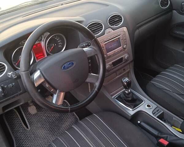 Форд Фокус, объемом двигателя 2.02 л и пробегом 260 тыс. км за 5999 $, фото 12 на Automoto.ua