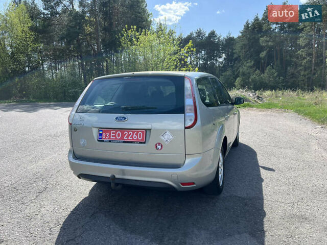 Форд Фокус, объемом двигателя 1.6 л и пробегом 220 тыс. км за 4950 $, фото 5 на Automoto.ua