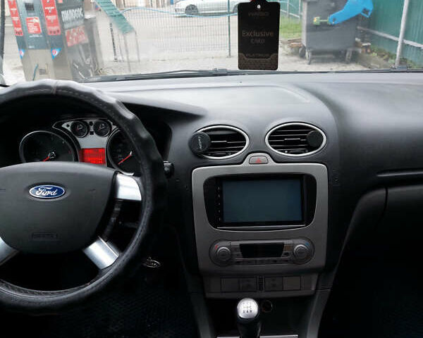 Форд Фокус, об'ємом двигуна 1.6 л та пробігом 329 тис. км за 5000 $, фото 8 на Automoto.ua