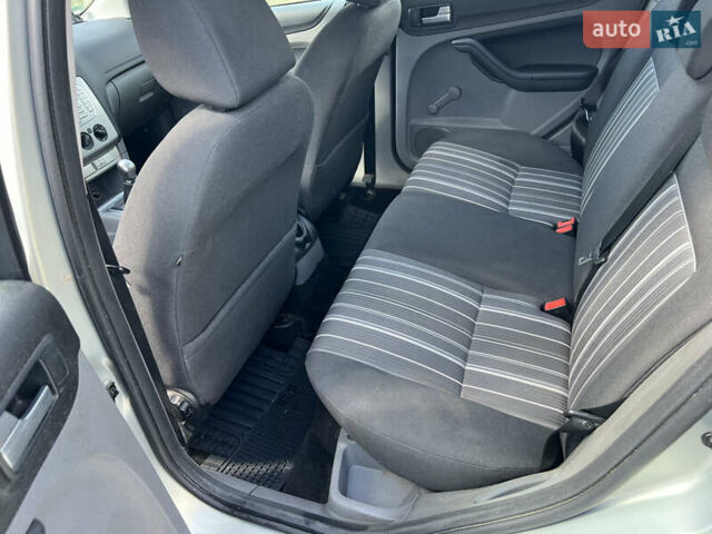 Форд Фокус, объемом двигателя 1.6 л и пробегом 220 тыс. км за 4950 $, фото 10 на Automoto.ua