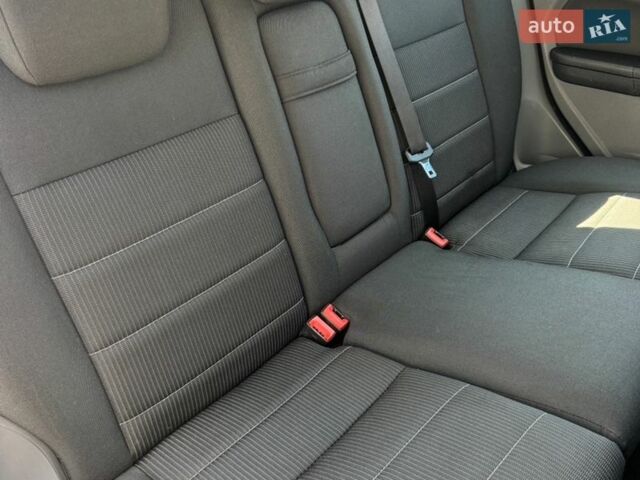 Форд Фокус, объемом двигателя 1.6 л и пробегом 221 тыс. км за 4999 $, фото 40 на Automoto.ua