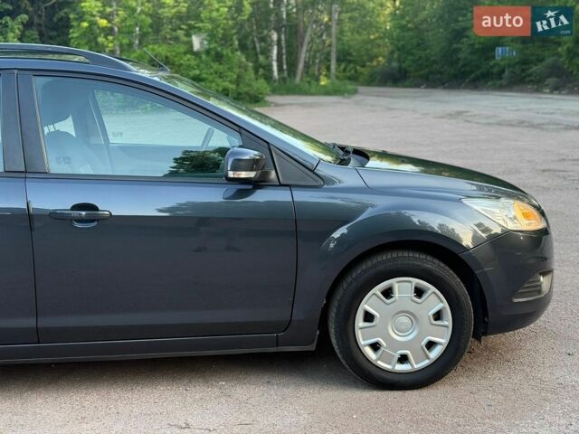 Форд Фокус, об'ємом двигуна 1.6 л та пробігом 233 тис. км за 5550 $, фото 14 на Automoto.ua