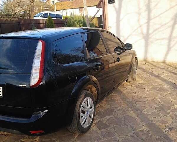 Форд Фокус, объемом двигателя 2.02 л и пробегом 260 тыс. км за 5999 $, фото 6 на Automoto.ua