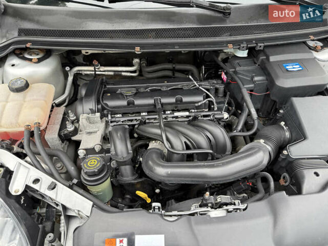 Форд Фокус, объемом двигателя 1.6 л и пробегом 169 тыс. км за 5799 $, фото 72 на Automoto.ua