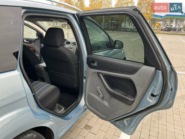 Форд Фокус, объемом двигателя 1.6 л и пробегом 210 тыс. км за 6100 $, фото 10 на Automoto.ua