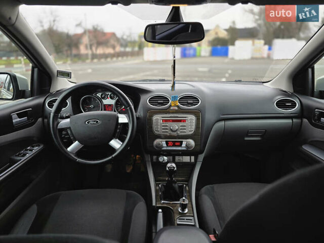 Форд Фокус, объемом двигателя 1.6 л и пробегом 259 тыс. км за 5450 $, фото 8 на Automoto.ua