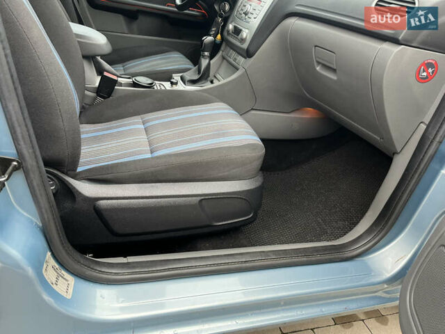 Форд Фокус, объемом двигателя 1.6 л и пробегом 210 тыс. км за 6100 $, фото 13 на Automoto.ua