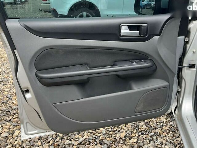 Форд Фокус 2009 у Коломые на Automoto.ua Форд Фокус, об'ємом двигуна 1.6 л та пробігом 257 тис. км за 5300 $, фото 7 на Automoto.ua