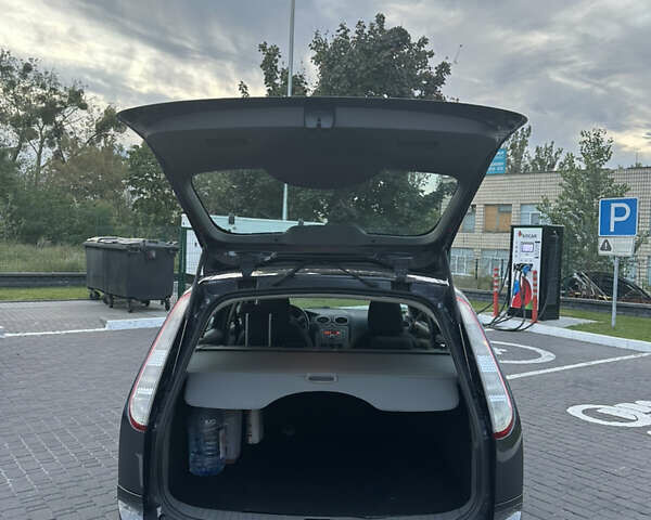 Форд Фокус, объемом двигателя 1.62 л и пробегом 245 тыс. км за 4900 $, фото 9 на Automoto.ua