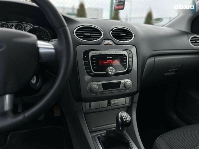 Форд Фокус, об'ємом двигуна 1.8 л та пробігом 207 тис. км за 6500 $, фото 27 на Automoto.ua