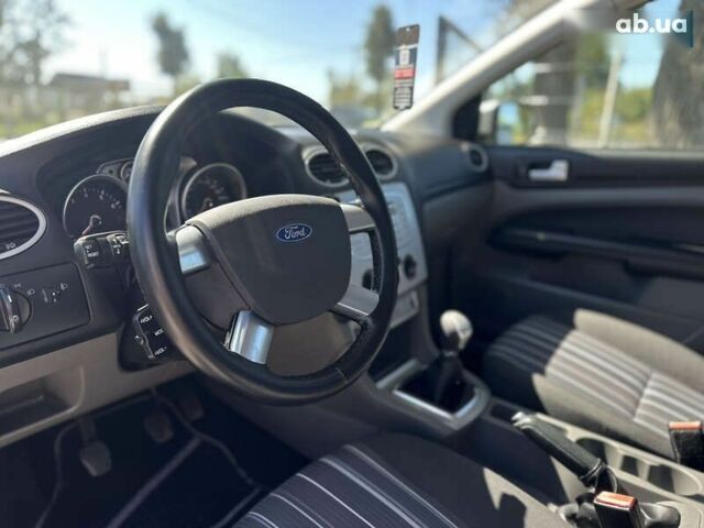 Форд Фокус, объемом двигателя 1.6 л и пробегом 159 тыс. км за 6300 $, фото 23 на Automoto.ua