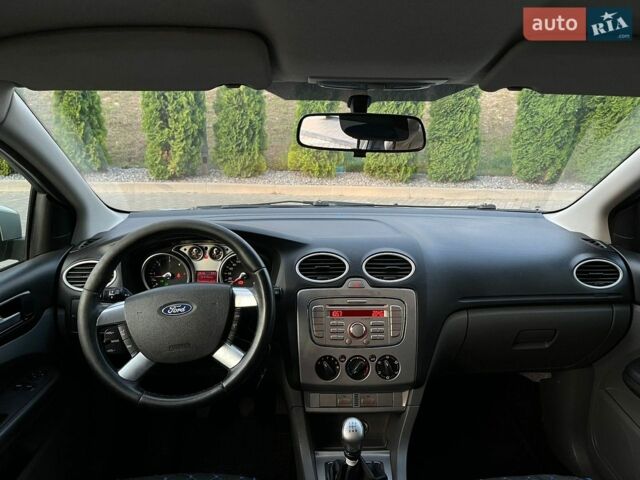 Форд Фокус, объемом двигателя 1.6 л и пробегом 245 тыс. км за 4400 $, фото 14 на Automoto.ua