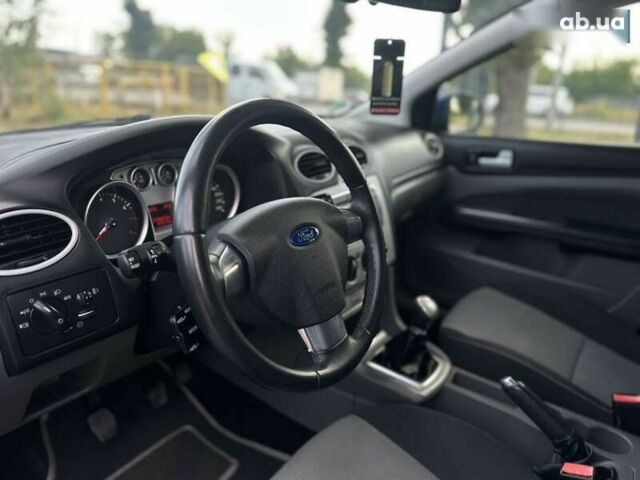 Форд Фокус, объемом двигателя 1.8 л и пробегом 171 тыс. км за 6000 $, фото 21 на Automoto.ua