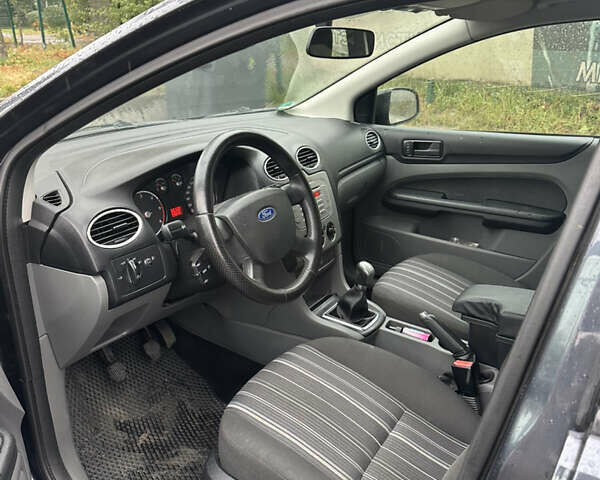 Форд Фокус, об'ємом двигуна 1.6 л та пробігом 245 тис. км за 4800 $, фото 16 на Automoto.ua