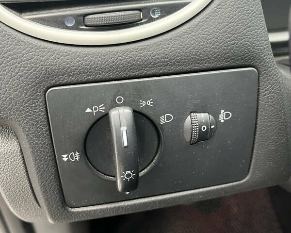 Форд Фокус, объемом двигателя 1.6 л и пробегом 210 тыс. км за 6100 $, фото 25 на Automoto.ua