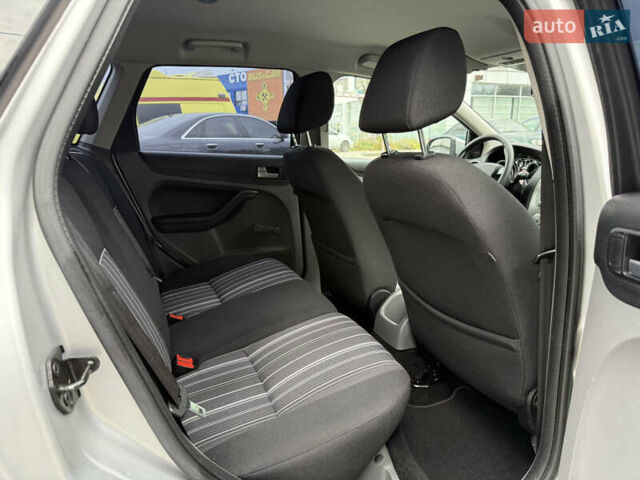 Форд Фокус, объемом двигателя 1.6 л и пробегом 169 тыс. км за 5799 $, фото 58 на Automoto.ua