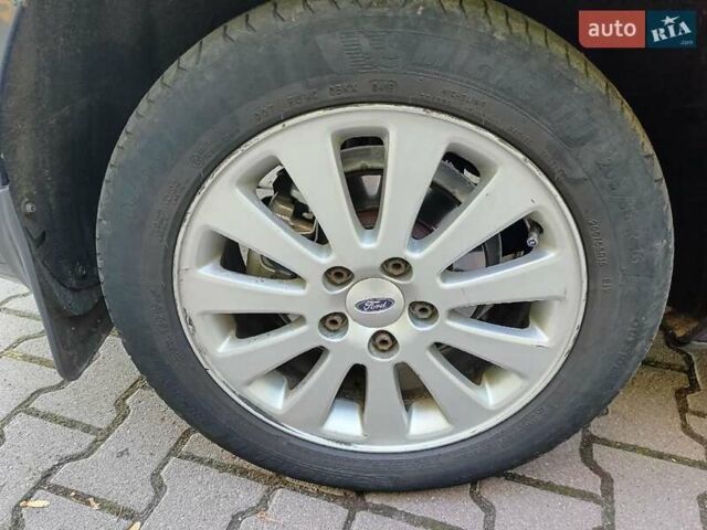 Форд Фокус, об'ємом двигуна 1.6 л та пробігом 225 тис. км за 6100 $, фото 8 на Automoto.ua