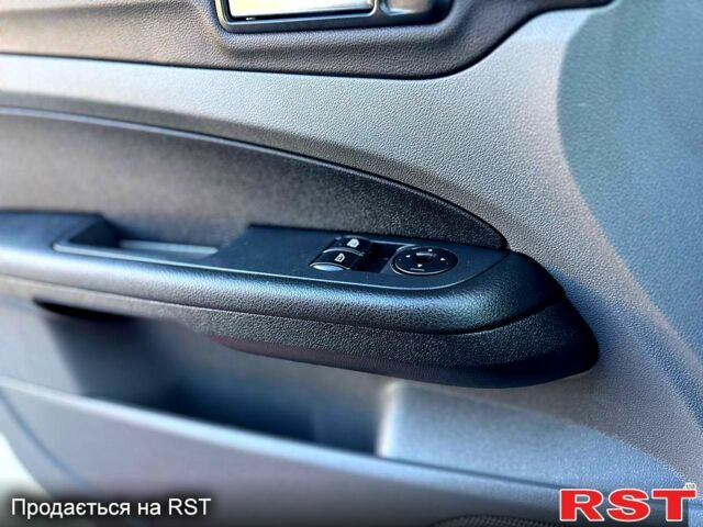 Форд Фокус, объемом двигателя 1.6 л и пробегом 205 тыс. км за 6200 $, фото 4 на Automoto.ua