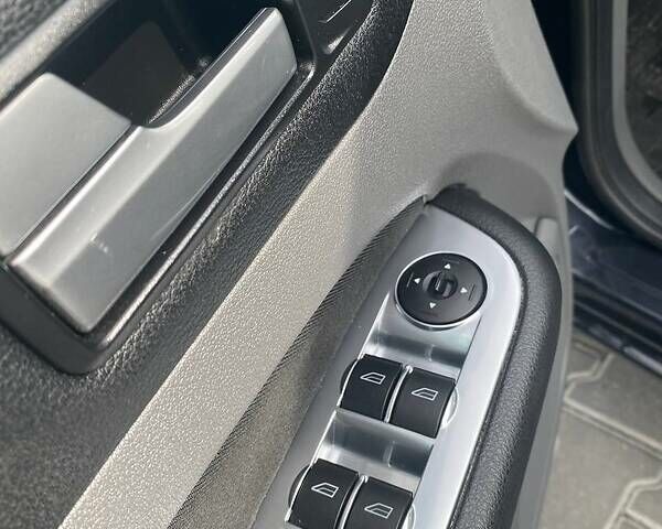 Форд Фокус, объемом двигателя 1.8 л и пробегом 234 тыс. км за 6900 $, фото 23 на Automoto.ua
