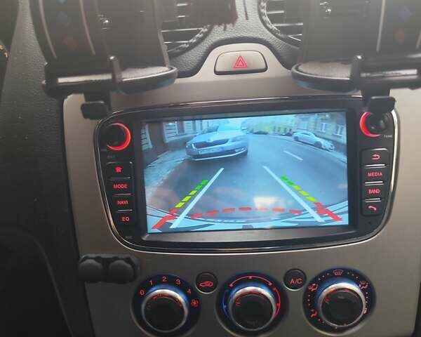 Форд Фокус, объемом двигателя 1.56 л и пробегом 222 тыс. км за 5100 $, фото 9 на Automoto.ua