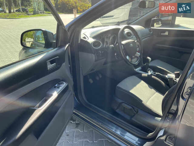 Форд Фокус, объемом двигателя 1.8 л и пробегом 277 тыс. км за 6190 $, фото 7 на Automoto.ua