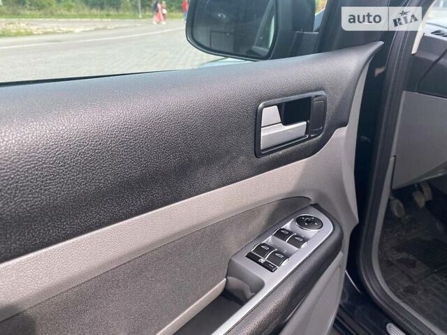 Форд Фокус, объемом двигателя 1.8 л и пробегом 234 тыс. км за 6900 $, фото 20 на Automoto.ua