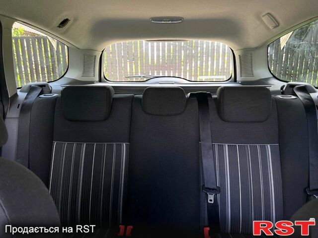 Форд Фокус, об'ємом двигуна 1.6 л та пробігом 181 тис. км за 6000 $, фото 6 на Automoto.ua