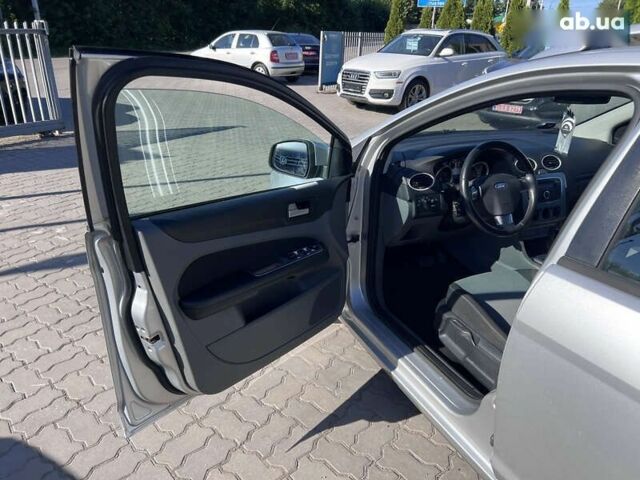Форд Фокус, объемом двигателя 1.6 л и пробегом 191 тыс. км за 6490 $, фото 17 на Automoto.ua