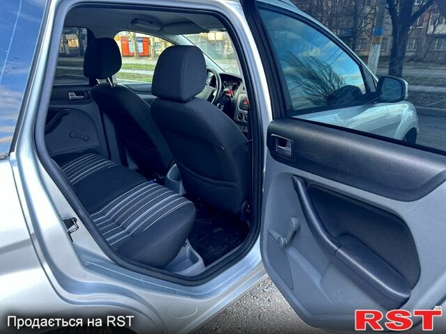 Форд Фокус, об'ємом двигуна 1.6 л та пробігом 190 тис. км за 6500 $, фото 4 на Automoto.ua